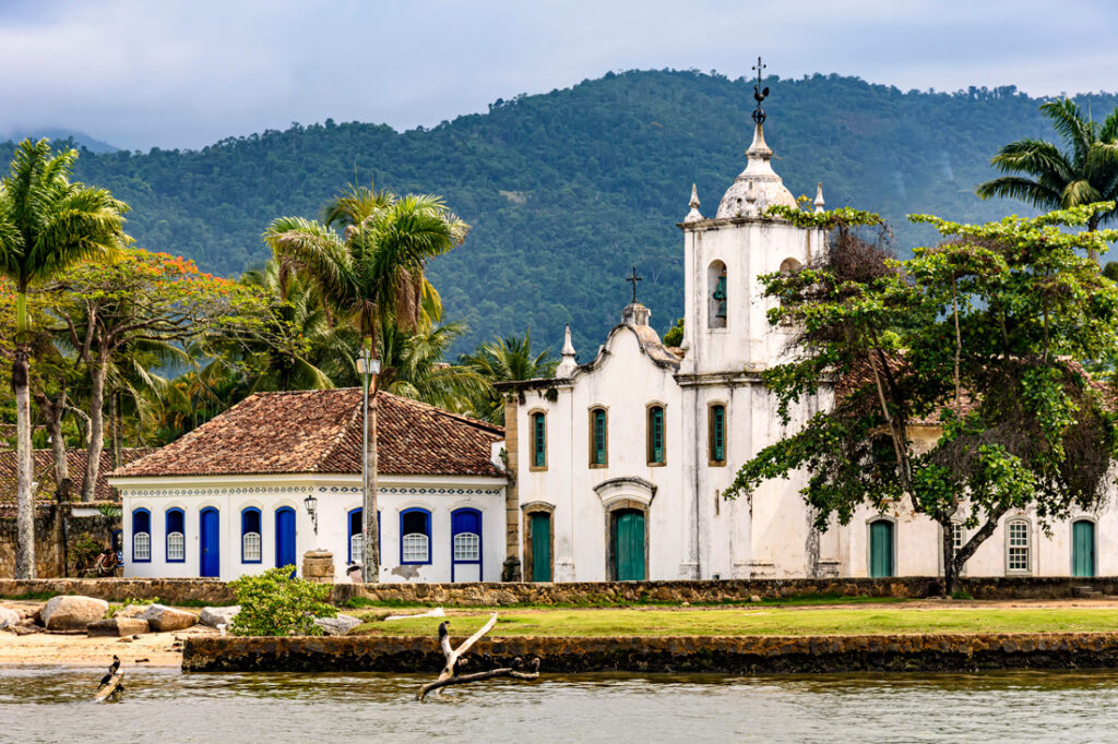 Paraty: Entdecken Sie die schönsten Sehenswürdigkeiten und Strände in Brasilien Lernen Sie Paraty kennen 1024x682 - Paraty: Entdecken Sie die schönsten Sehenswürdigkeiten und Strände in Brasilien
